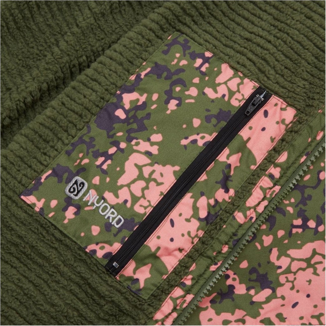 2025 Nyord Primaloft Outdoor Changing Robe ACC0005 - Khaki / Camo Print